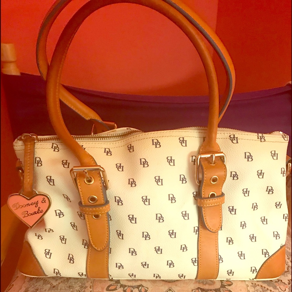 Dooney &Bourke bag
